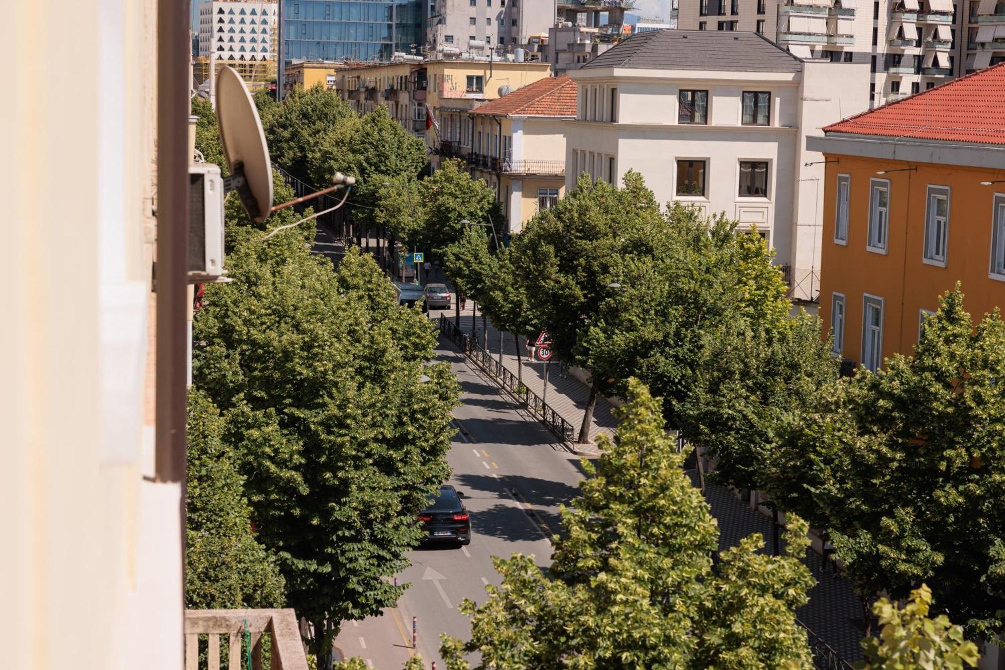 Bel Ami Tirana Hotel Exterior photo